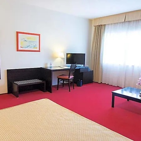 Park Centro Congressi 4* بوتنزا